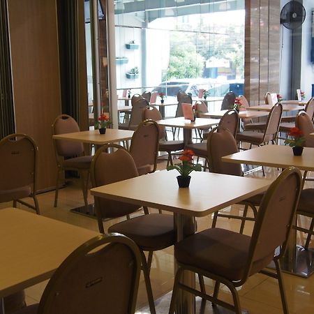 G7 Hotel Jakarta Eksteriør billede
